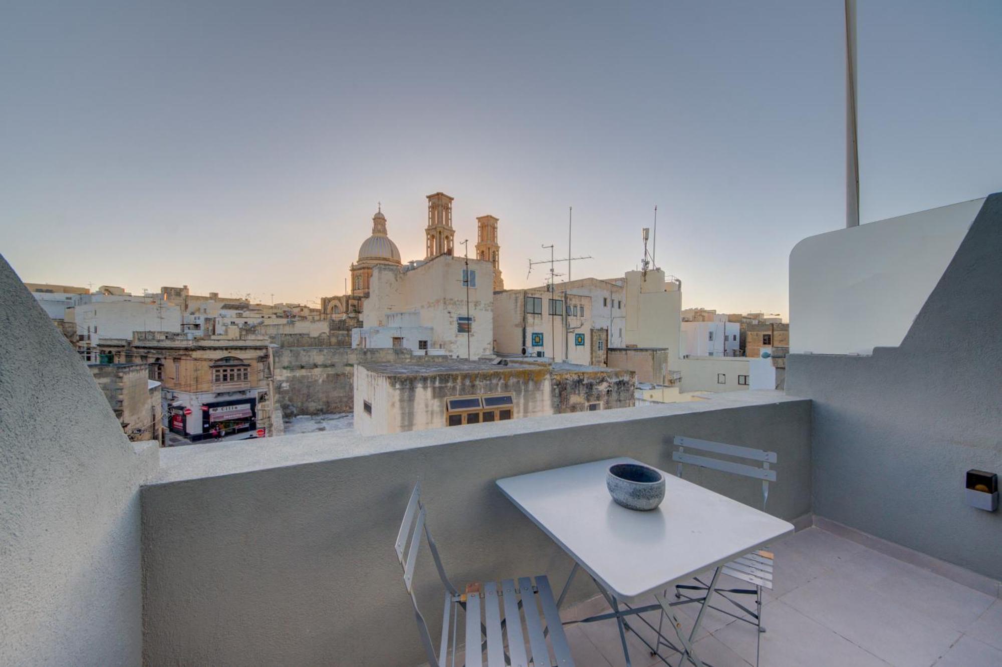 Cosy Penthouse In Hamrun - Walking Distance To Valletta Exterior foto